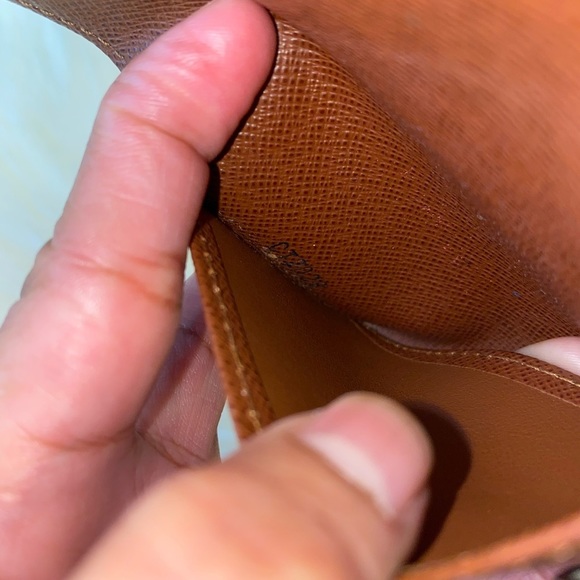 Lv monogram 6 key holder - Picture 10 of 13